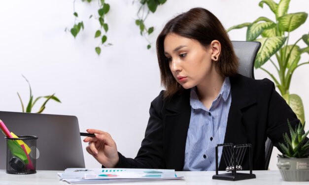 Why Coquitlam Construction Companies Need a Specialized Accountant for Growth 